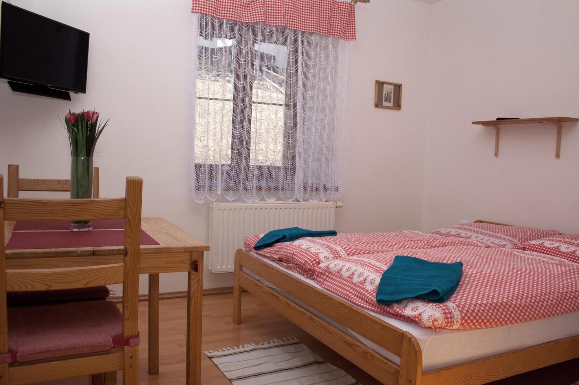 Penzion u Vodopádu Karlova Studánka Exterior foto