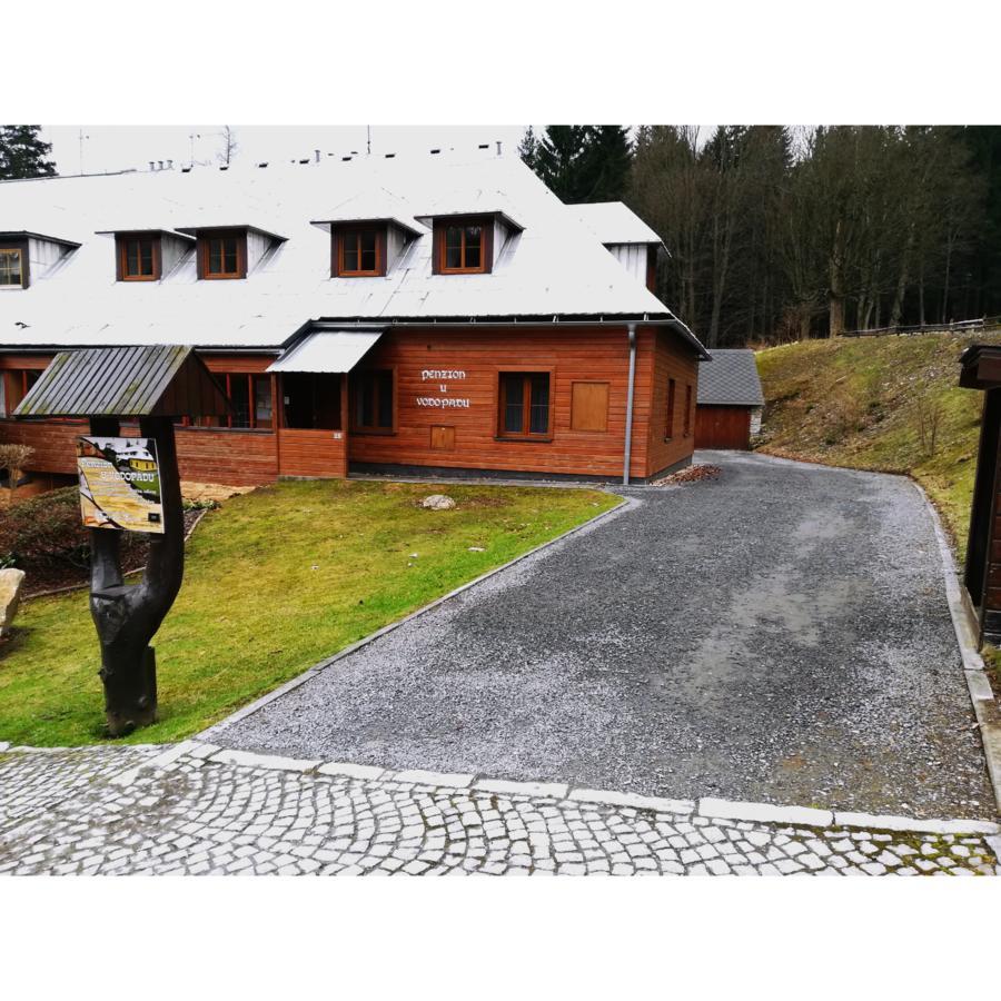 Penzion u Vodopádu Karlova Studánka Exterior foto