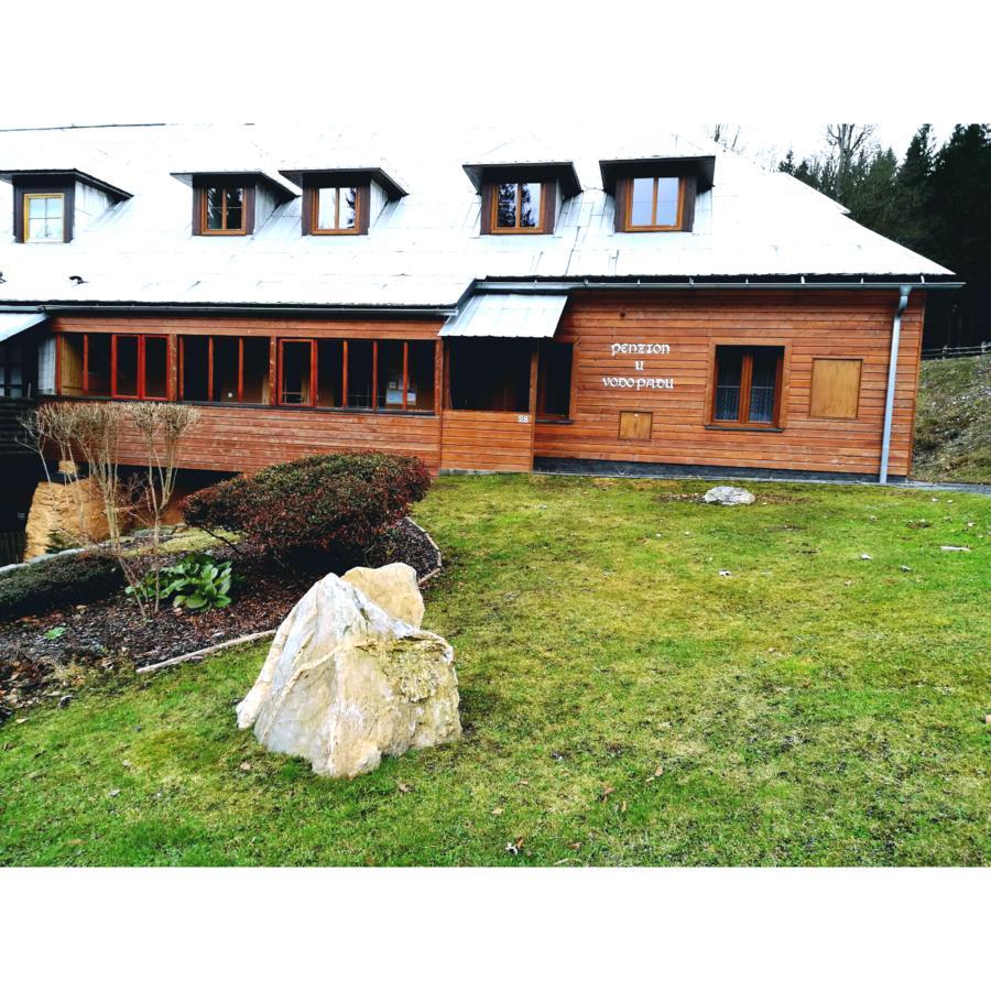 Penzion u Vodopádu Karlova Studánka Exterior foto
