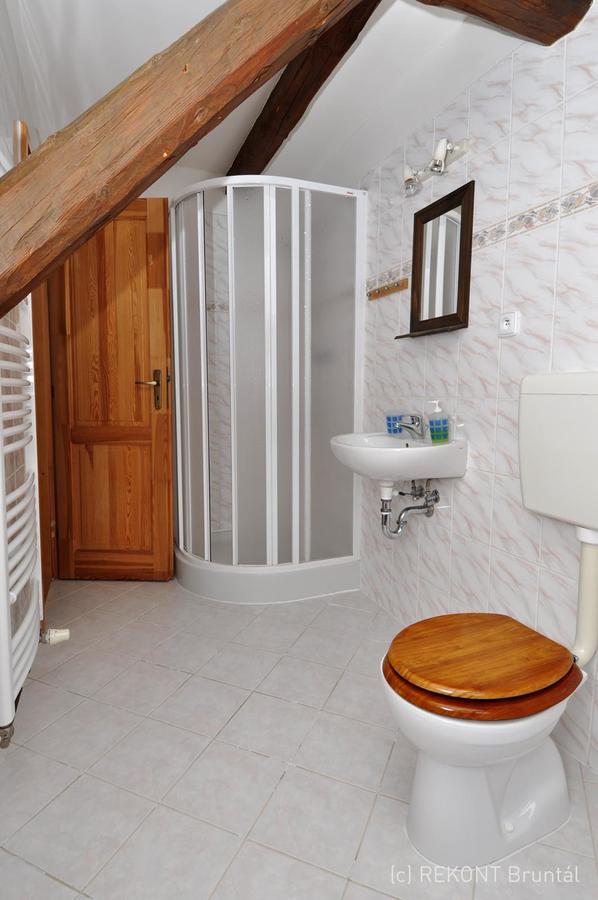 Penzion u Vodopádu Karlova Studánka Exterior foto